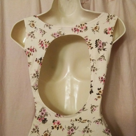 Brandy Melville Shabby Chic Floral Dress - Picture 3 of 6